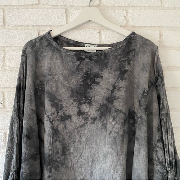 Oh My Gauze Lorraine Gray Tie Dye Top Shirt Blouse Women’s One Size - Picture 2 of 12